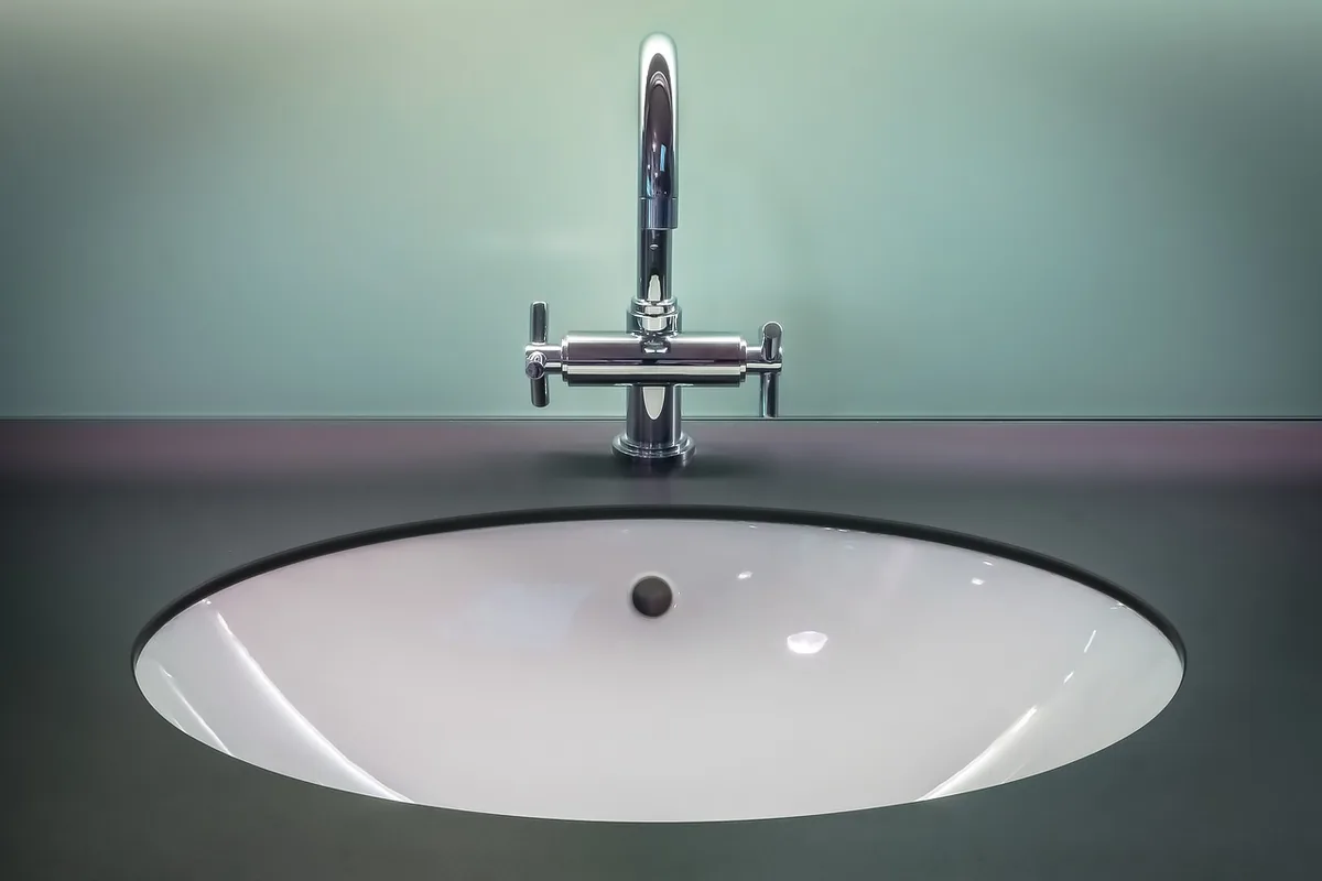 Dishes in a kitchen sink